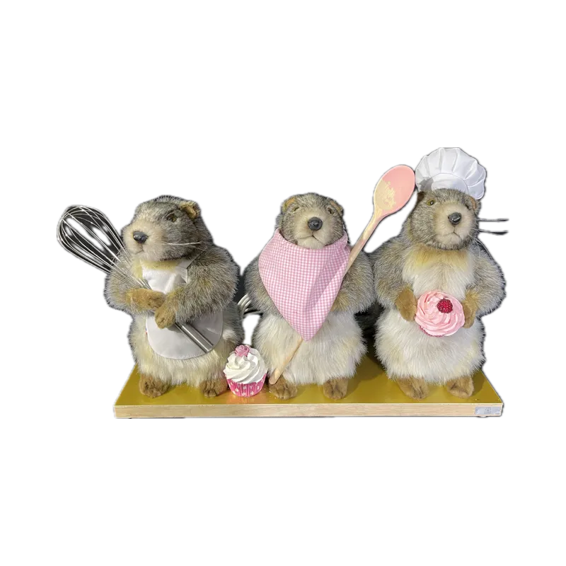THREE MARMOTS COOKING